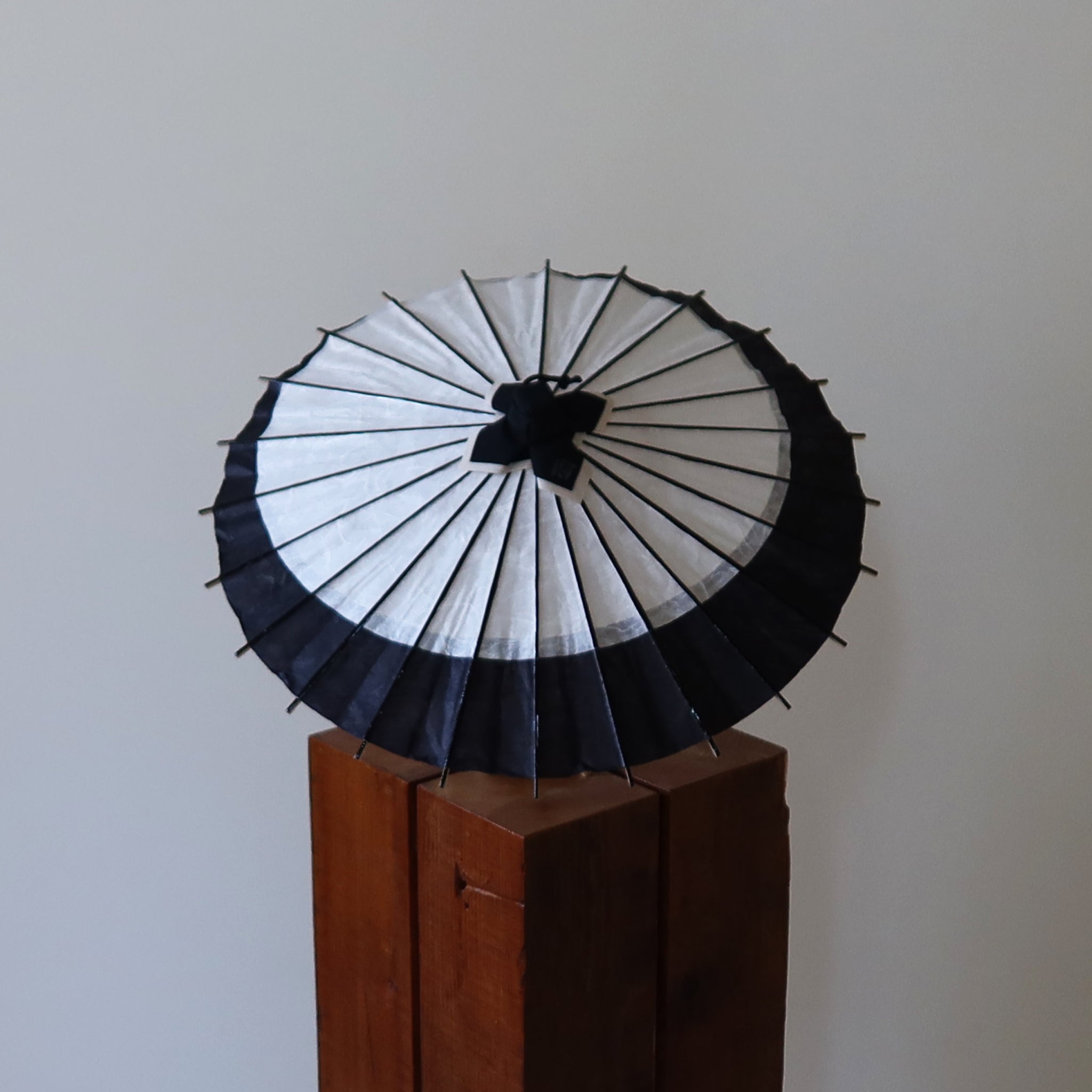 Hakugen | Tsukiyakko (Monochrome Moon) - KURAKURA