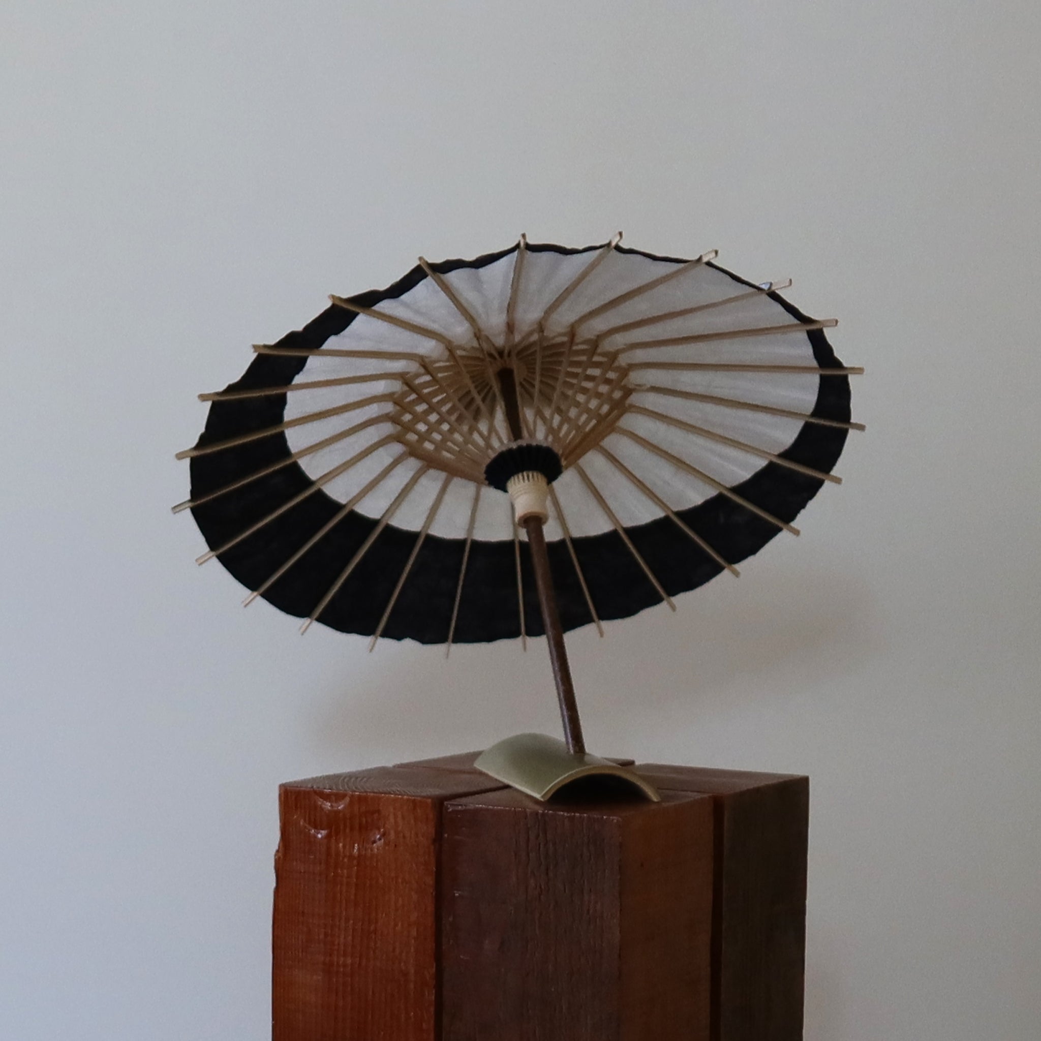 Hakugen | Tsukiyakko (Monochrome Moon) - KURAKURA